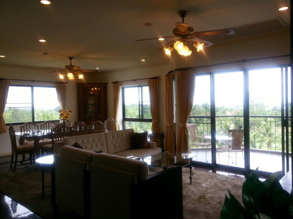 Seastar Properties Rayong Habitación foto